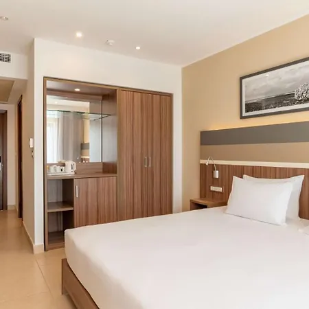 Doubletree By Hilton Malta Hotel San Pawl il-Baħar