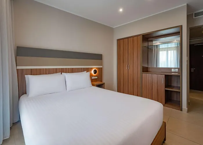 Doubletree By Hilton Malta Hotel