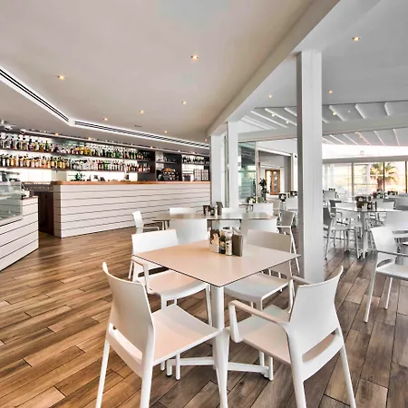 Doubletree By Hilton Malta 4* St. Paul's Bay
