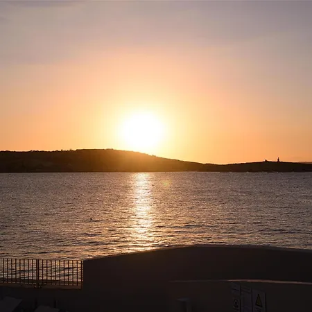 Doubletree By Hilton Malta Hotel