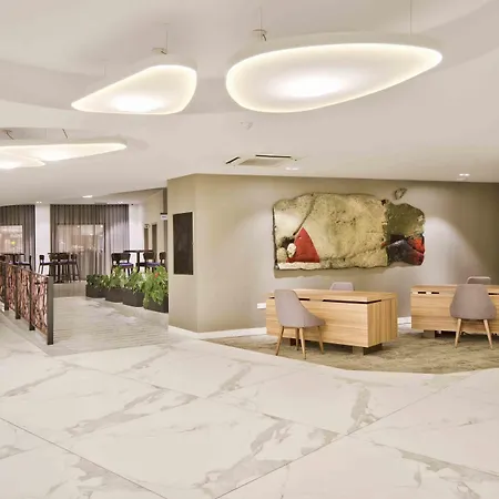 Doubletree By Hilton Malta Hotel San Pawl il-Baħar