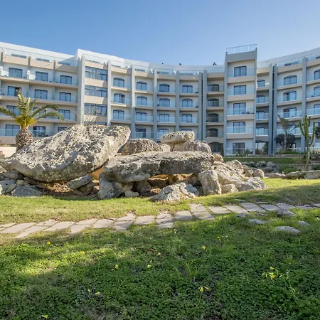 Hotel Doubletree By Hilton Malta 4*