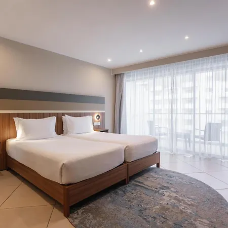 Doubletree By Hilton Malta Hotel St. Paul's Bay