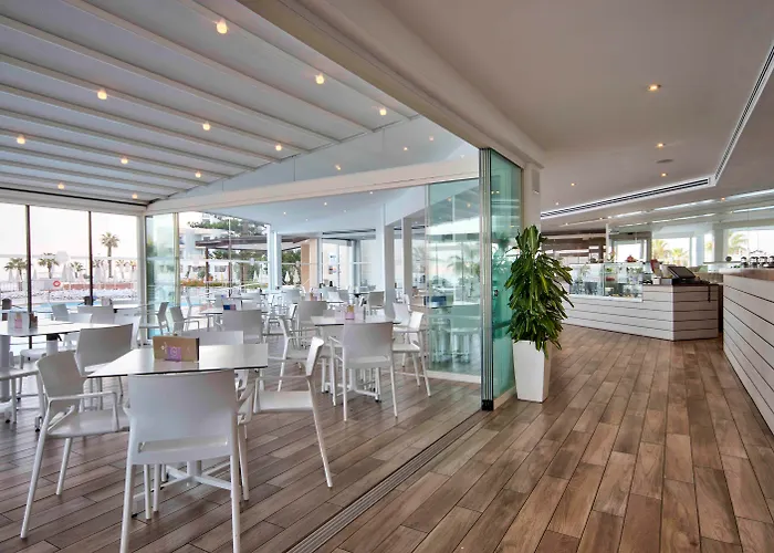 Doubletree By Hilton Malta Hotel St. Paul's Bay