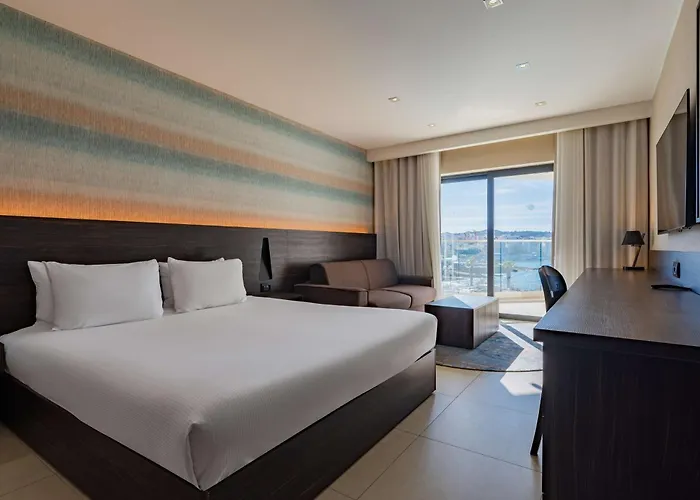 Hotel Doubletree By Hilton Malta