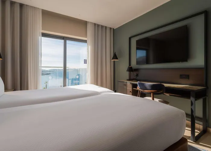 Hotel Doubletree By Hilton Malta 4*