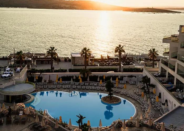 Hotel Doubletree By Hilton Malta St. Paul's Bay