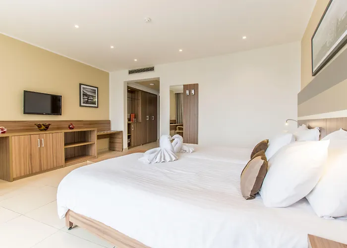 Doubletree By Hilton Malta Hotel St. Paul's Bay