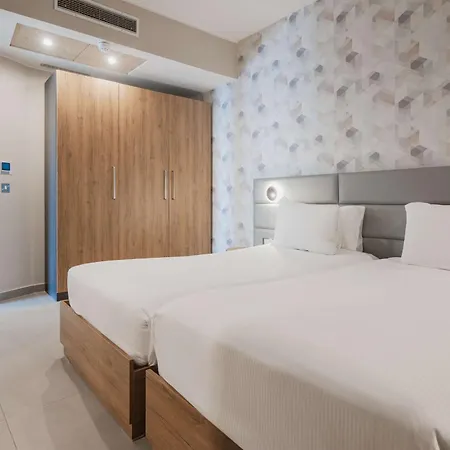 ホテル Doubletree By Hilton Malta セント・ポールズ・ベイ