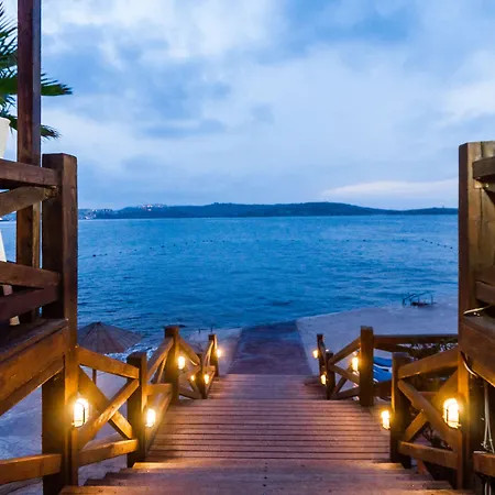 ホテル Doubletree By Hilton Malta