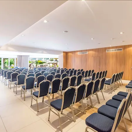 ホテル Doubletree By Hilton Malta 4*