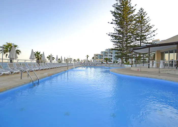 Hotel Doubletree By Hilton Malta